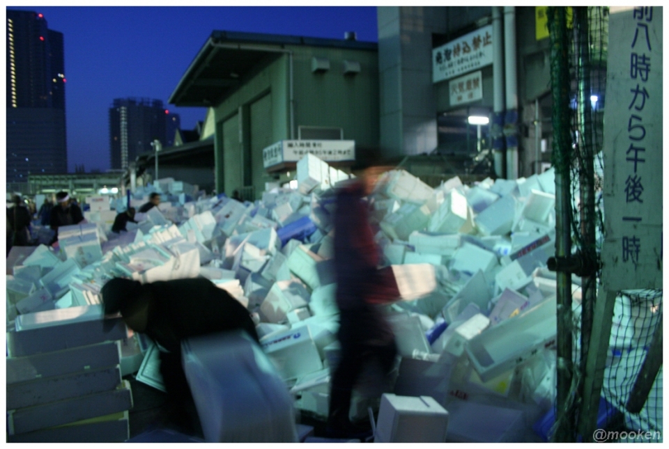 tsukiji_01_styrofoam